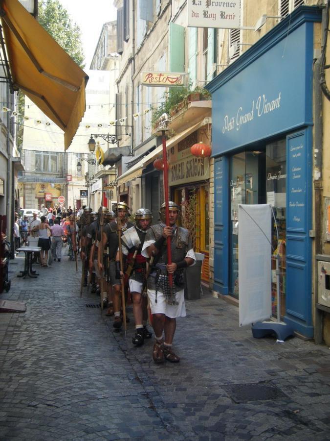 Studio Climatise, La Cloison Arles Zewnętrze zdjęcie
